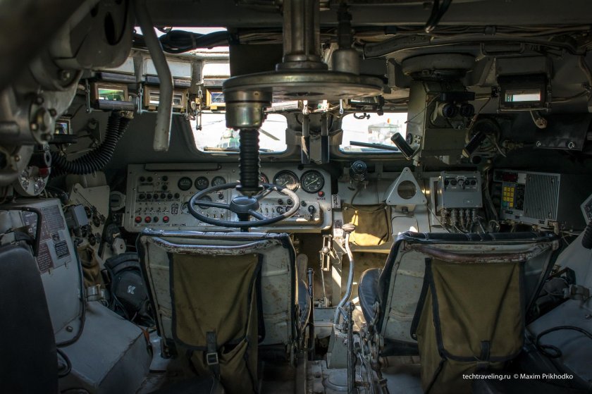 БТР 80 салон