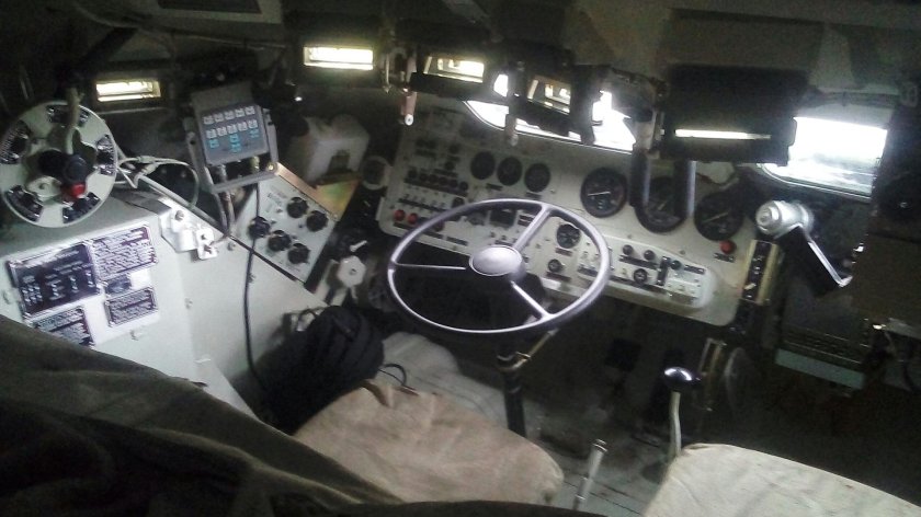 Приборная панель БТР 80