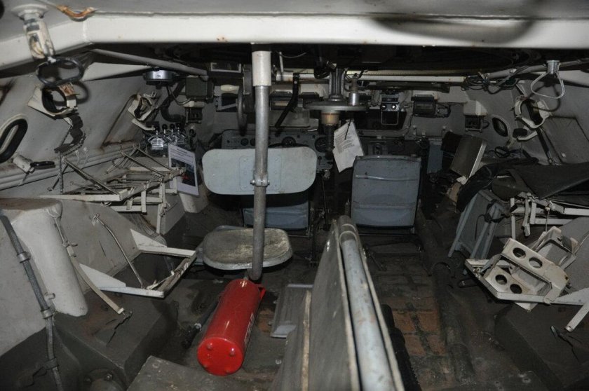 Кабина БТР 80