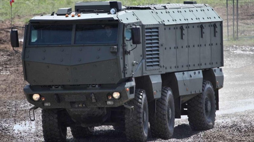 Камаз тайфун 8х8