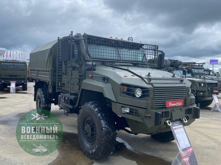 Новые военные камазы