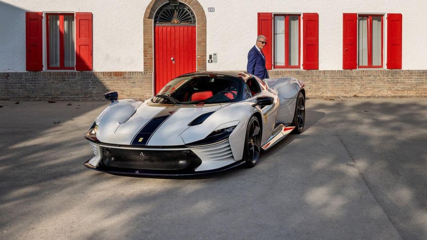 Ferrari daytona sp 3