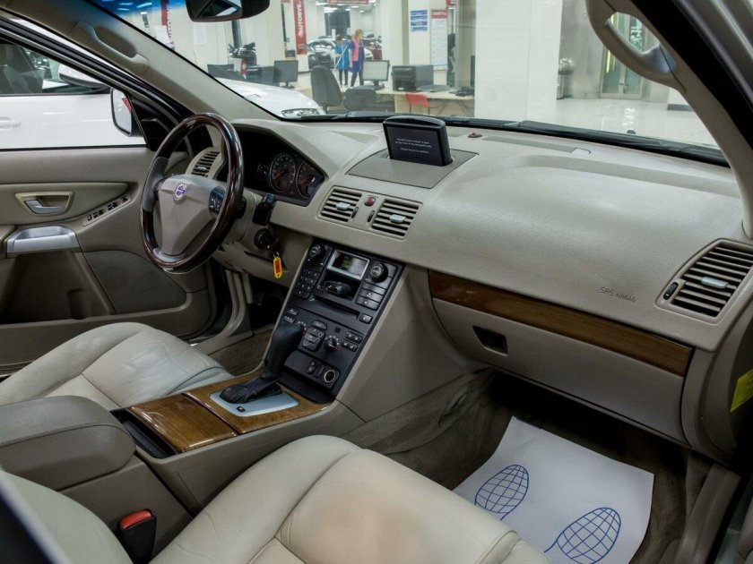 Volvo xc90 2004