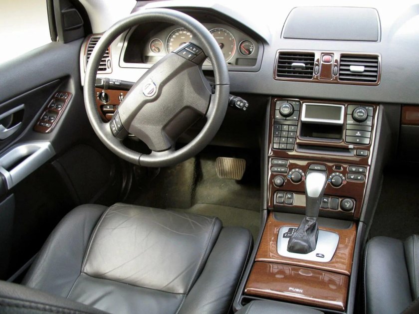 Volvo xc90 2003