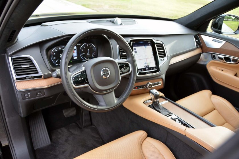 Вольво xc90 2021