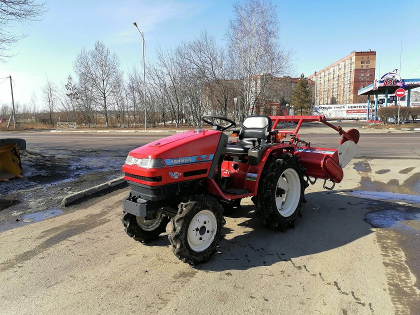 Минитрактор японский