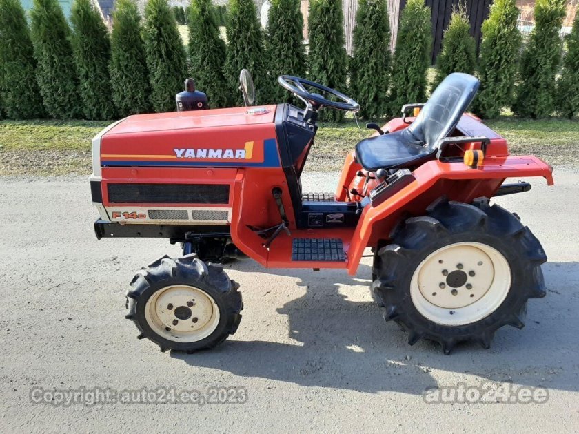 Мини трактор