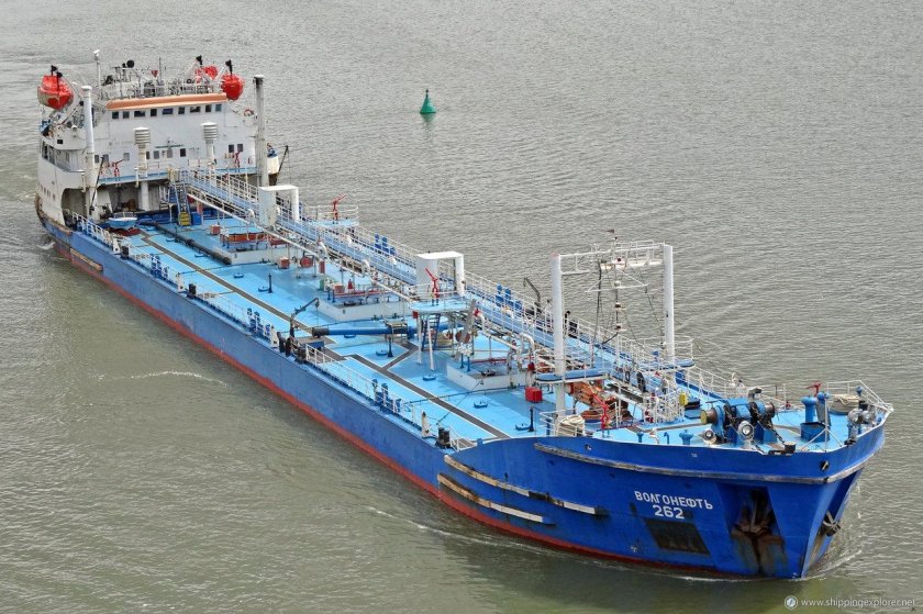 Волгонефть 301 танкер