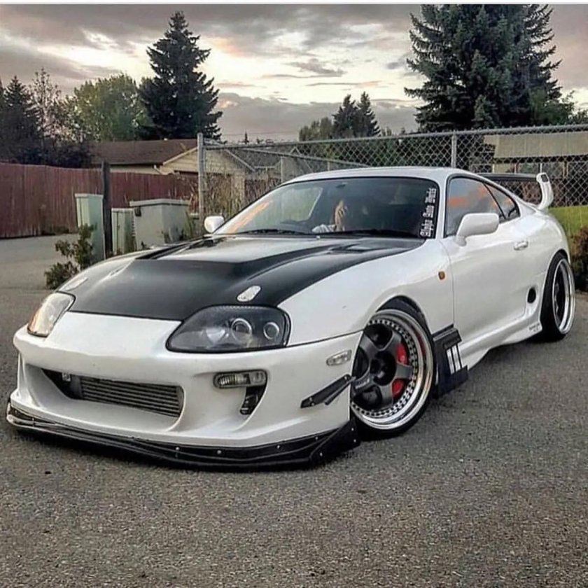 Тойота Супра а80