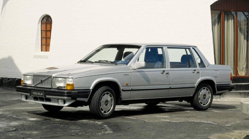 Volvo 760 седан