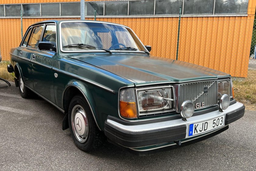 Volvo 240 gl