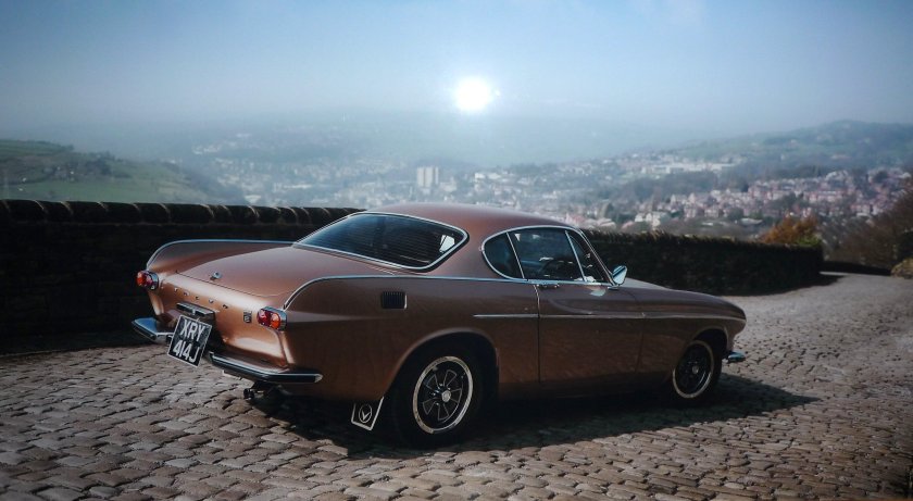 Volvo p1800