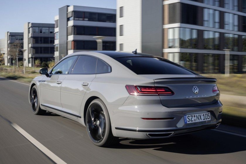 Фольксваген Артеон 2020