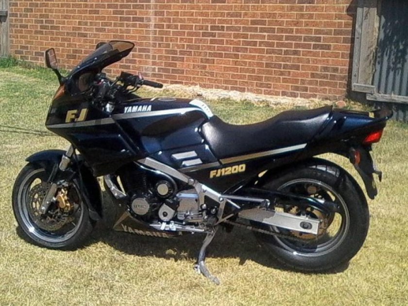 Yamaha fj1200