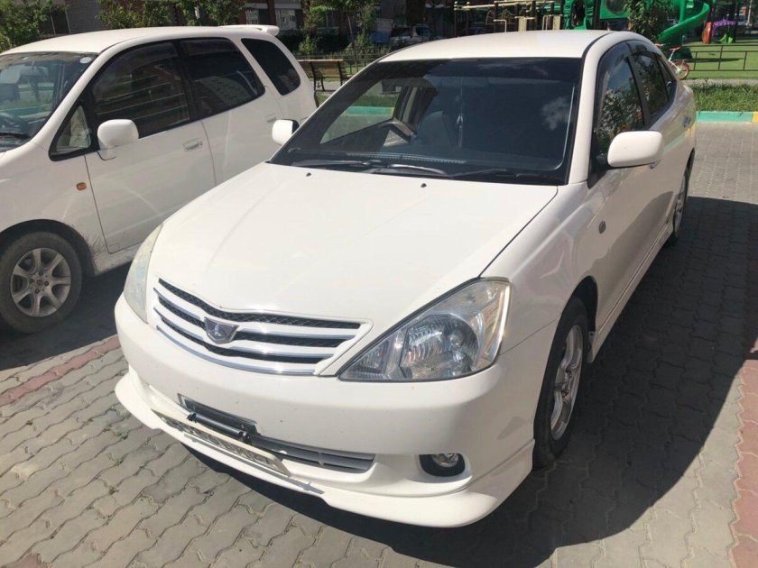 Toyota Allion 2002 года