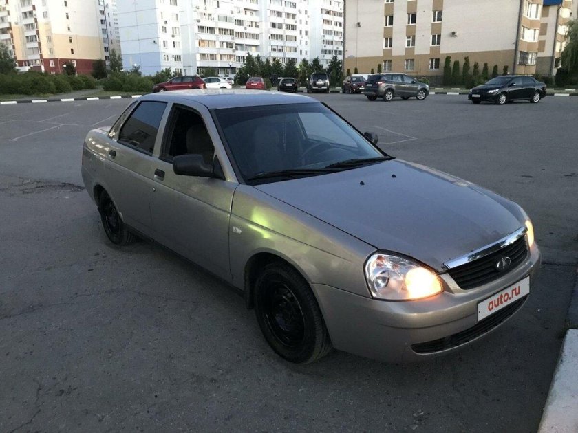 Приора 2 бежевая