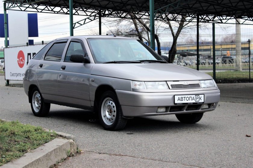 ВАЗ 2112 бежево сиреневый