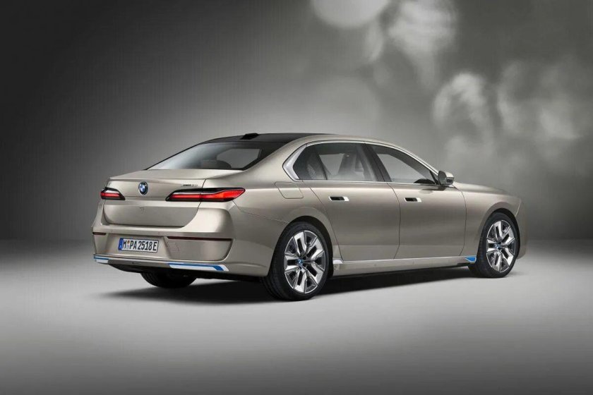 BMW i7 2022