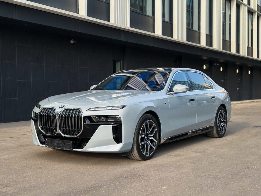 Бмв 7 серии новая