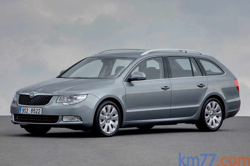 Skoda Superb Combi 2012