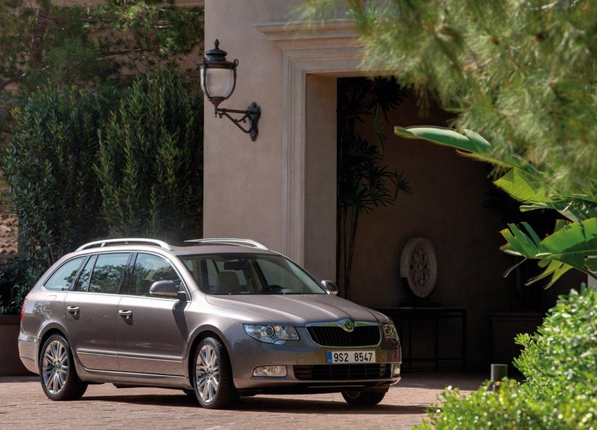 Skoda Superb 2010