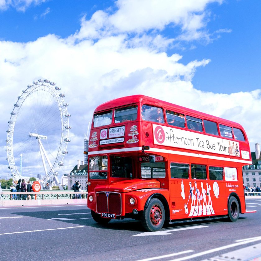 Лондонский красный двухэтажный автобус