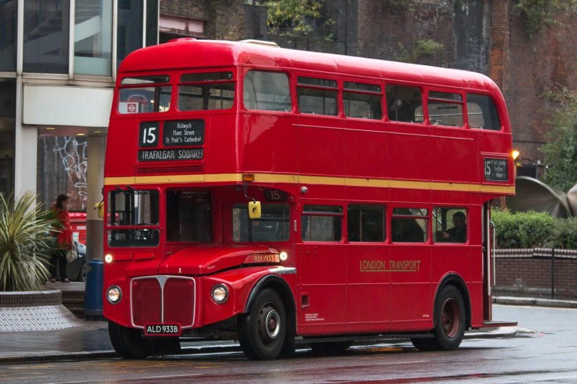 Лондонский автобус routemaster