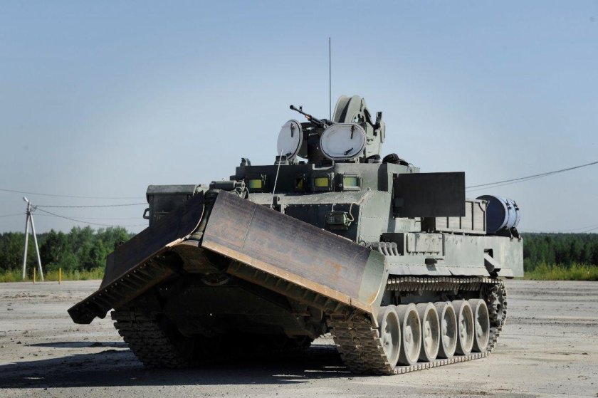 УБИМ универсальная бронированная Инженерная машина