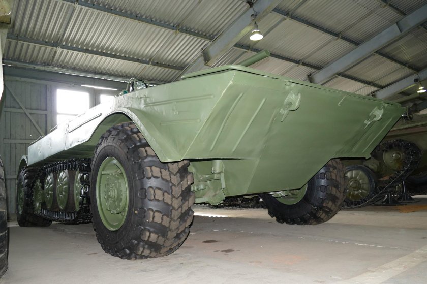 Объект 19 опытная колесно-гусеничная БМП