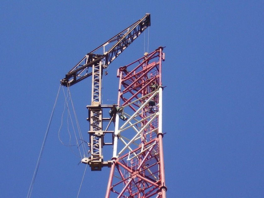 Самоподъемный кран ПК-25