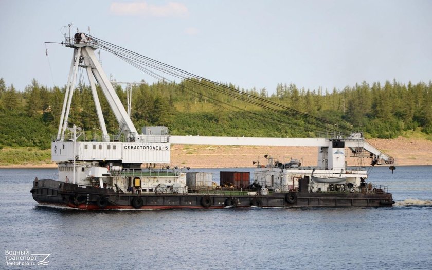 Плавкран севастополец