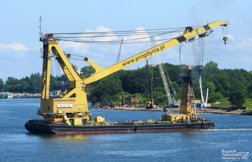 ПК-700 плавучий кран
