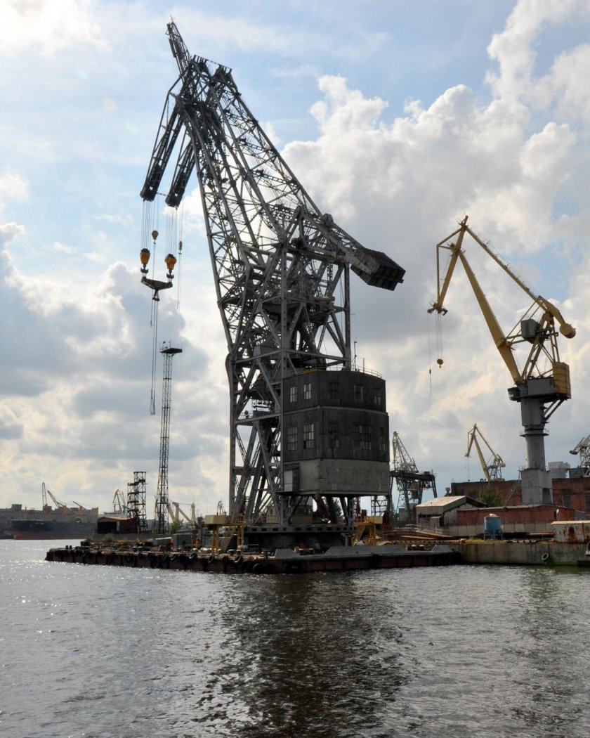 Кран Демаг Балтийский завод