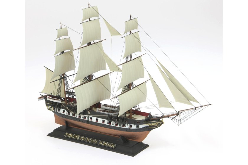 Звезда 1/200 французский Фрегат "Ашерон"