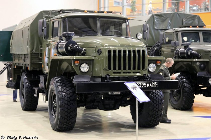 Урал 43206 военный