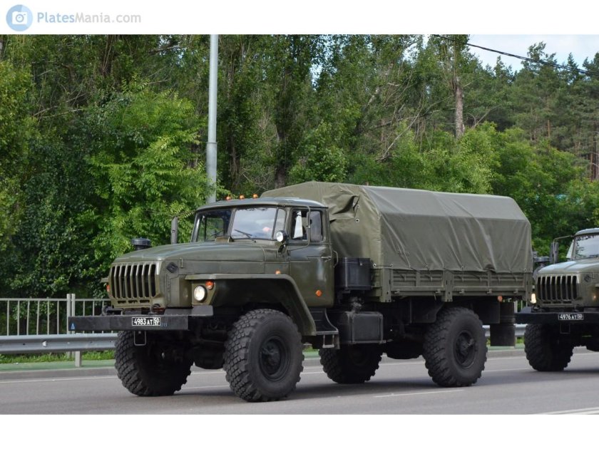 Урал 43206 военный бортовой