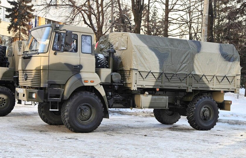 Урал 4320 бескапотный