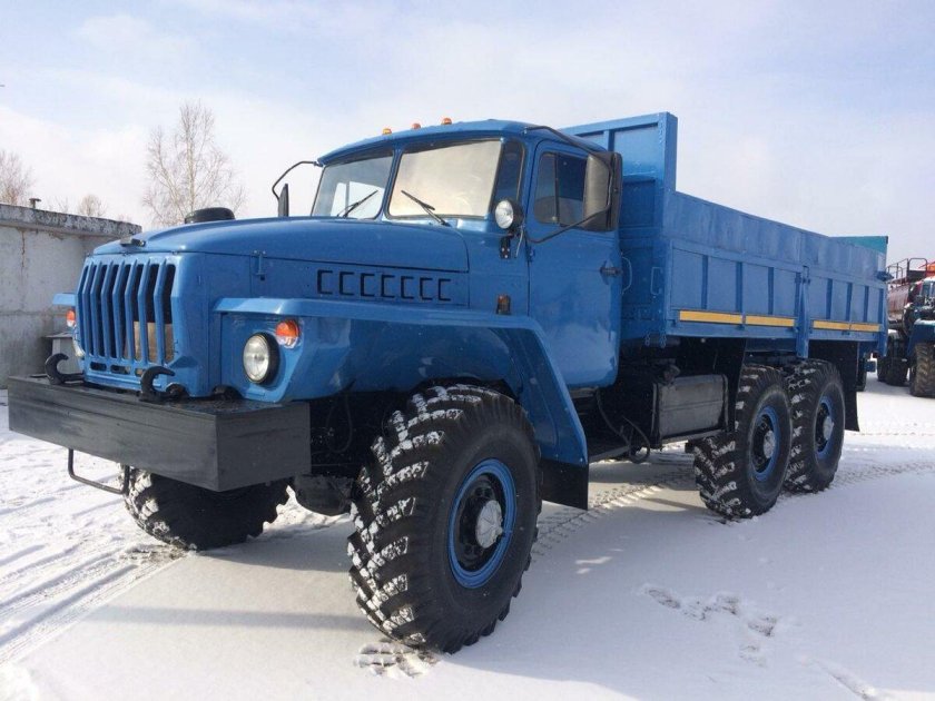 Урал 4320 бортовой