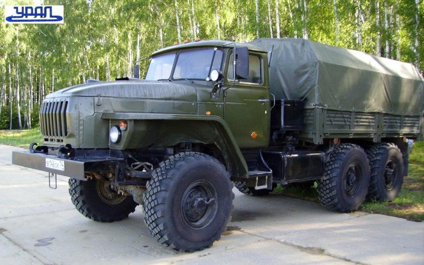 Урал-4320 грузовой армейский