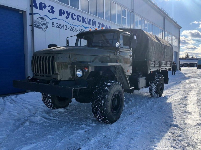 Урал 4320 бортовой грузовик