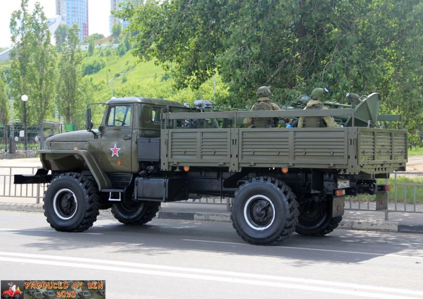 Урал 43206 бортовой