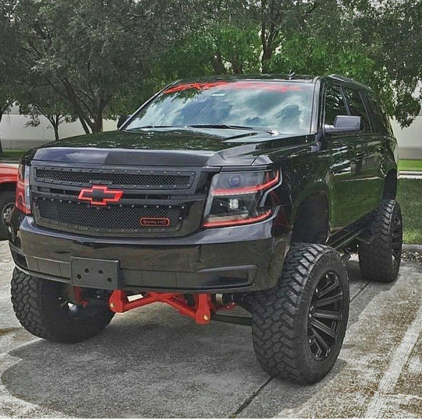 Chevrolet Tahoe Lifted