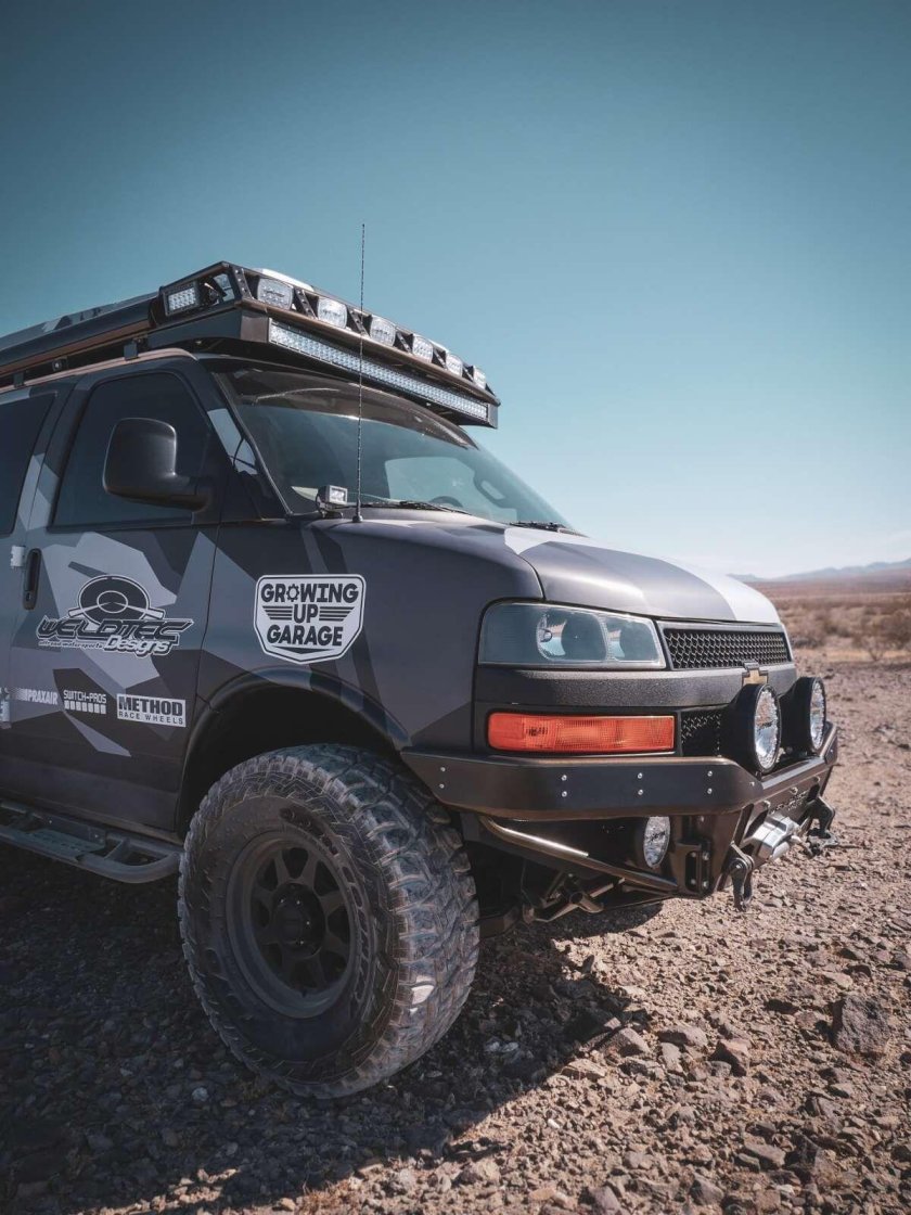 Chevrolet Express 3500 off Road