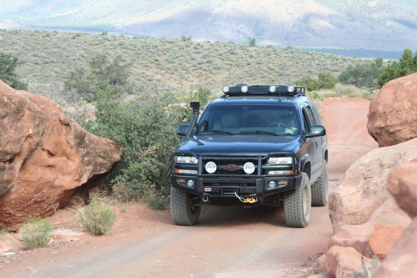 Chevrolet Tahoe оффроад