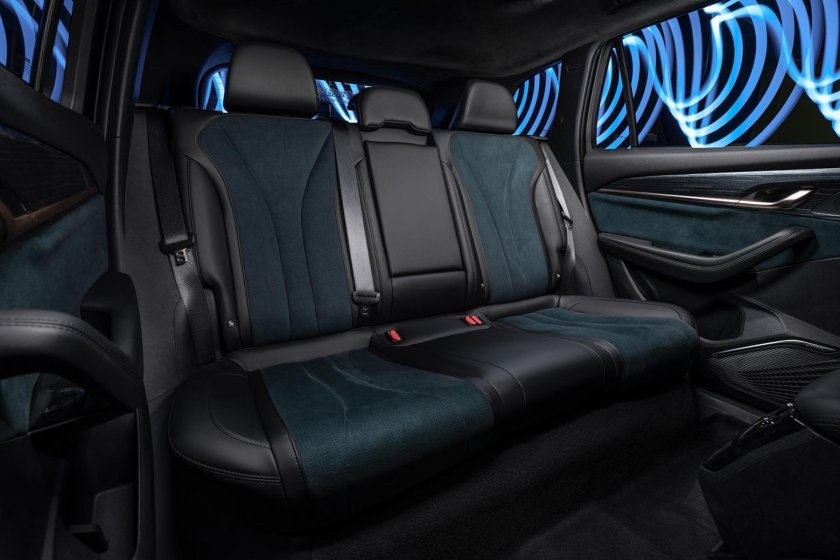 Geely kx11 салон