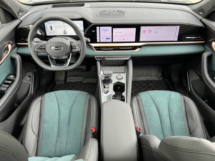 Geely Monjaro изумруд цвет