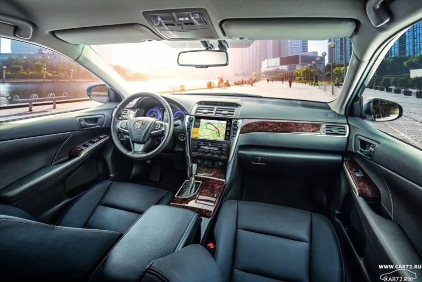 Toyota Camry 2017 салон