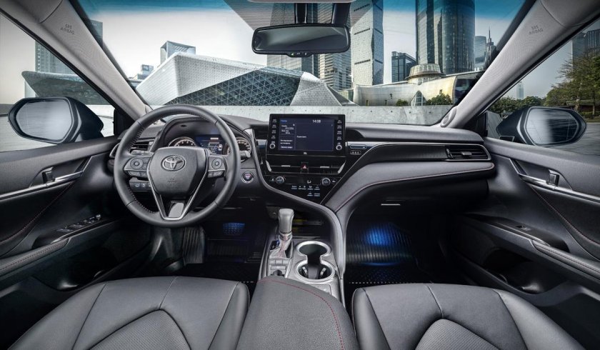 Toyota camry 2020 салон