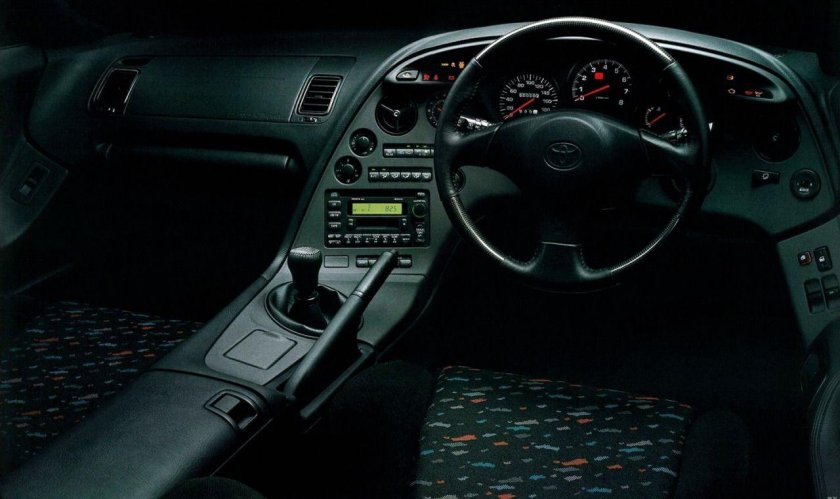 Тойота Супра а80 салон