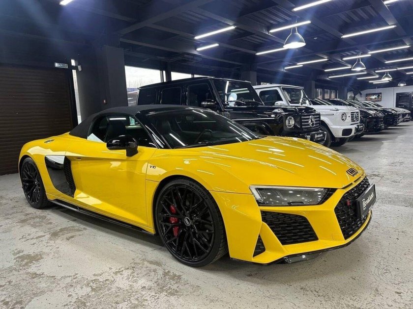 Audi r 8 v 10 performance